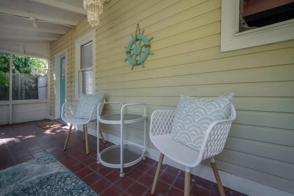 Serene Beachy Bungalow With Large Screened Porch! Tampa Buitenkant foto